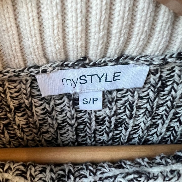 MyStyle size small knit sweater - Picture 4 of 4